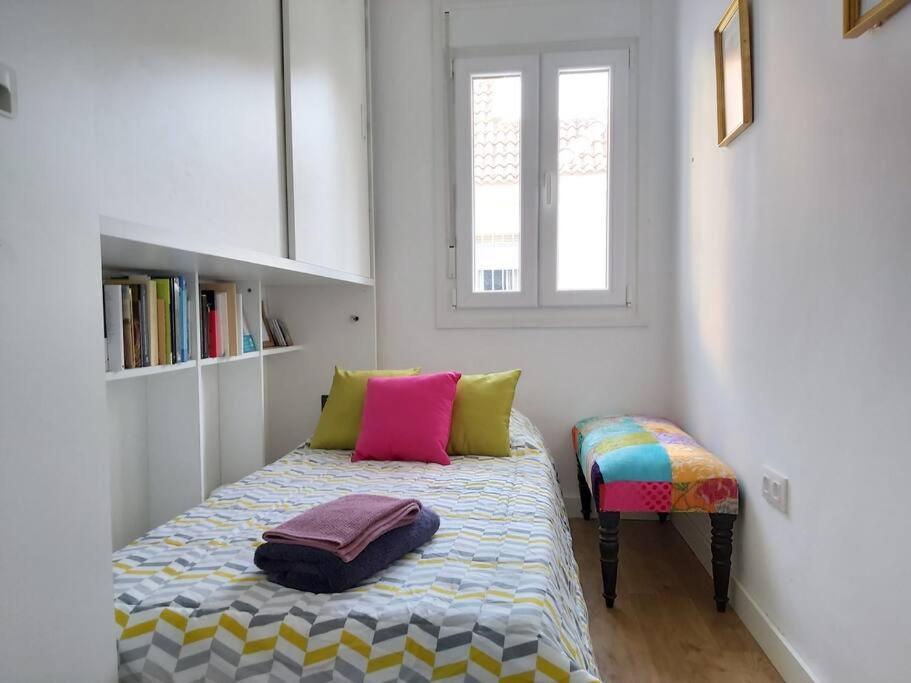 Luminoso Apartamento En El Centro, Con Mucho Arte Севилья Экстерьер фото
