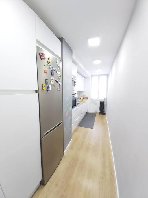 Luminoso Apartamento En El Centro, Con Mucho Arte Севилья Экстерьер фото