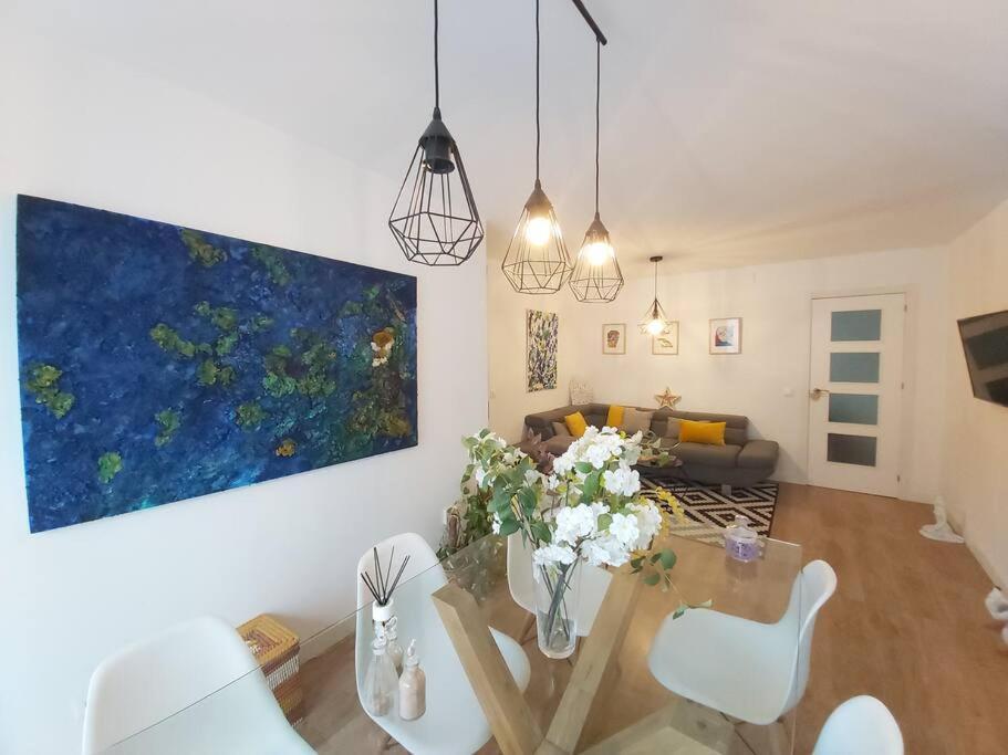 Luminoso Apartamento En El Centro, Con Mucho Arte Севилья Экстерьер фото